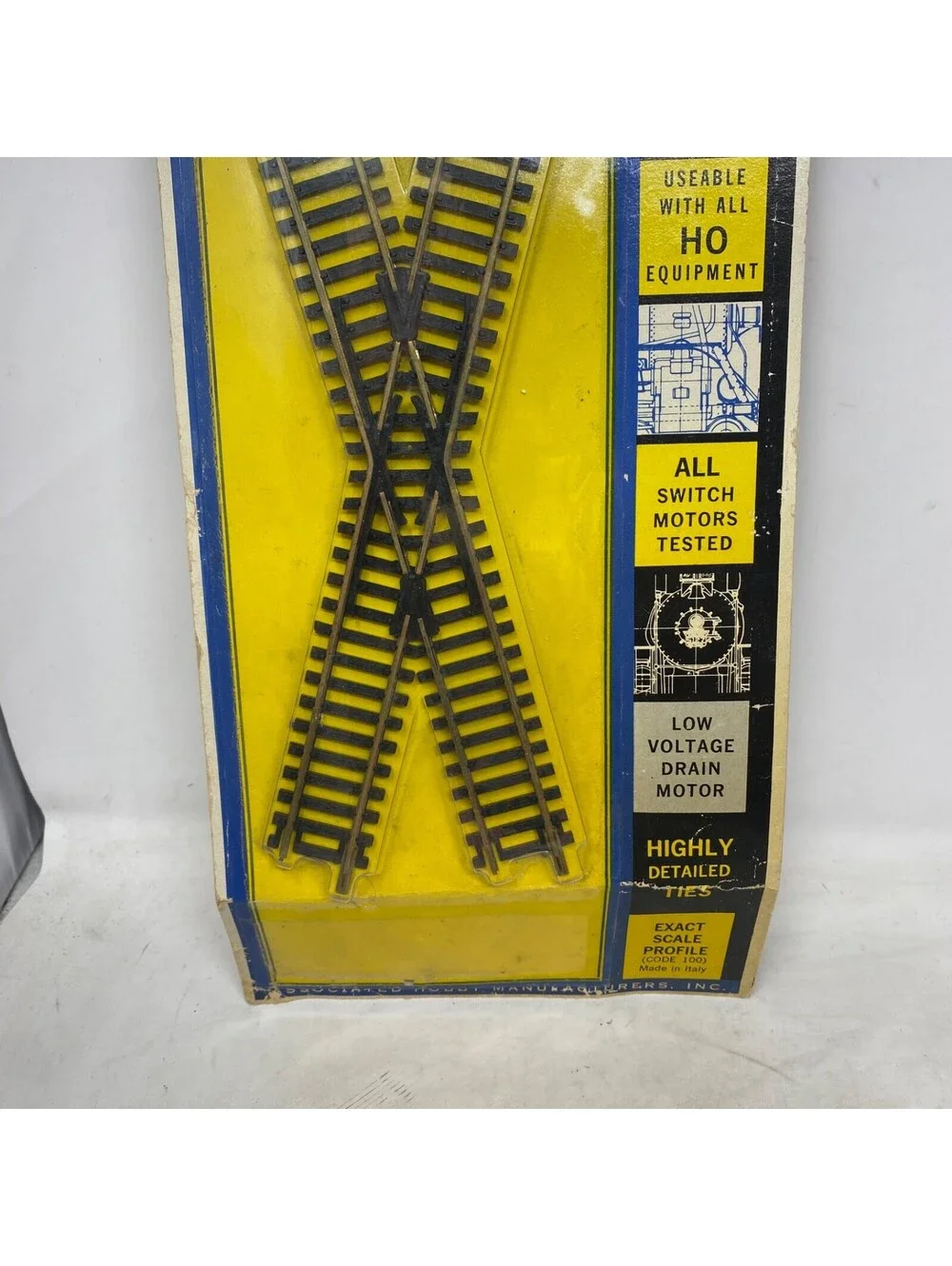 AHM HO Scale 30 Degree Crossing Model Railroad Train Track #2556 New